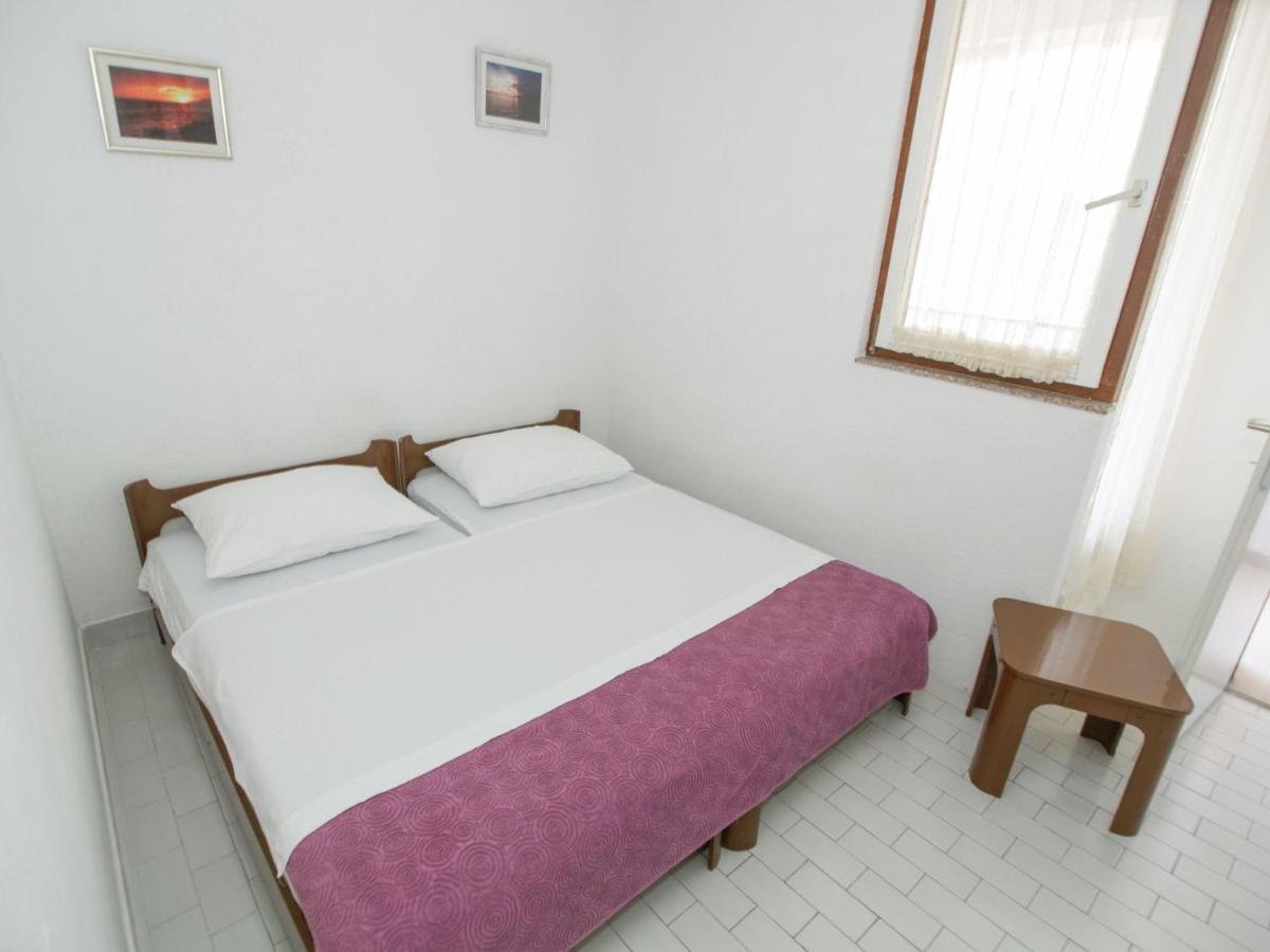 Apartmani Marija Baska Voda Bagian luar foto