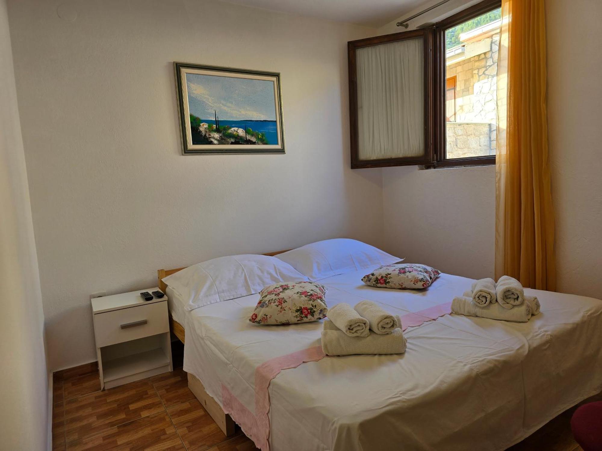 Apartmani Marija Baska Voda Bagian luar foto
