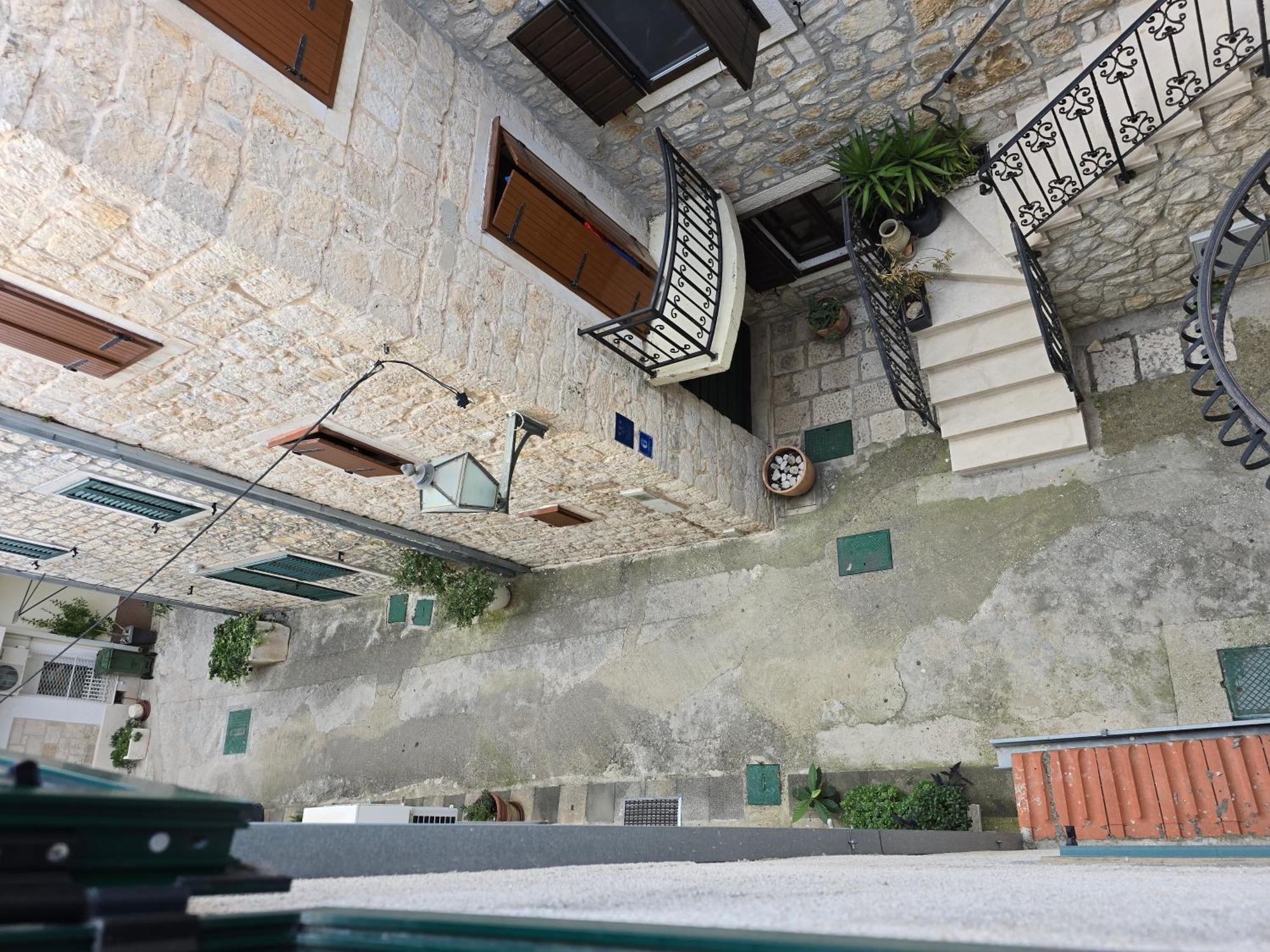 Apartmani Marija Baska Voda Bagian luar foto